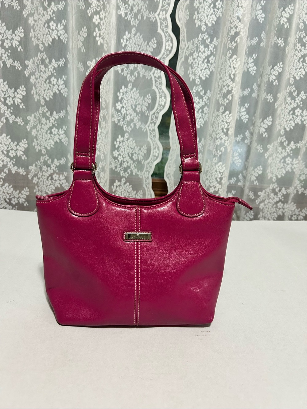 Minicci Y2K handbag in Fuchsia